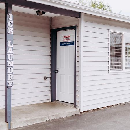 Pacific Inn Motel フォークス エクステリア 写真