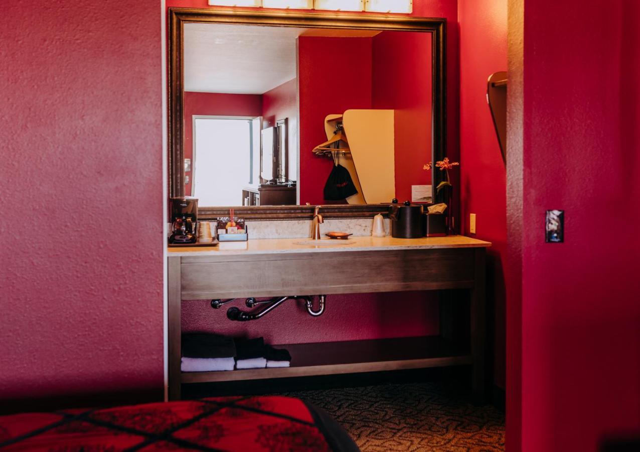 Pacific Inn Motel フォークス エクステリア 写真